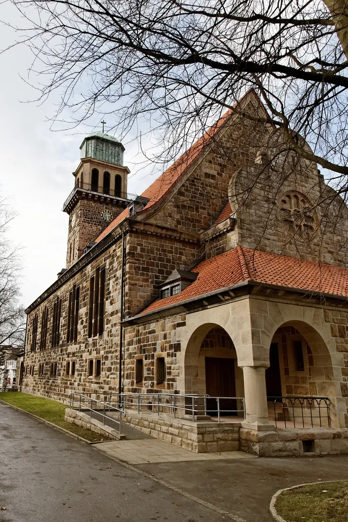 Evangelische Erlöserkirche Hiltrop; Bochum, An der Hiltroper Kirche 2b; Denkmallise Bochum A 273