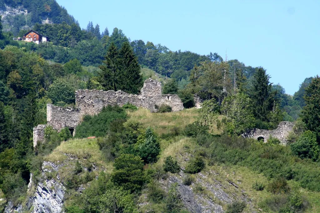 Burg Solavers, Ansicht von Süden