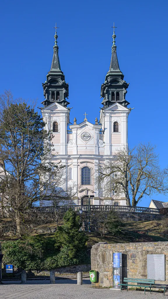 The pilgrimage church on the Pöstlingberg was inaugurated in 1748. It has been a papal minor basilica since 1964.