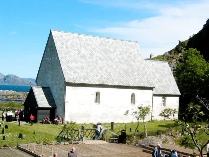Kinn Church