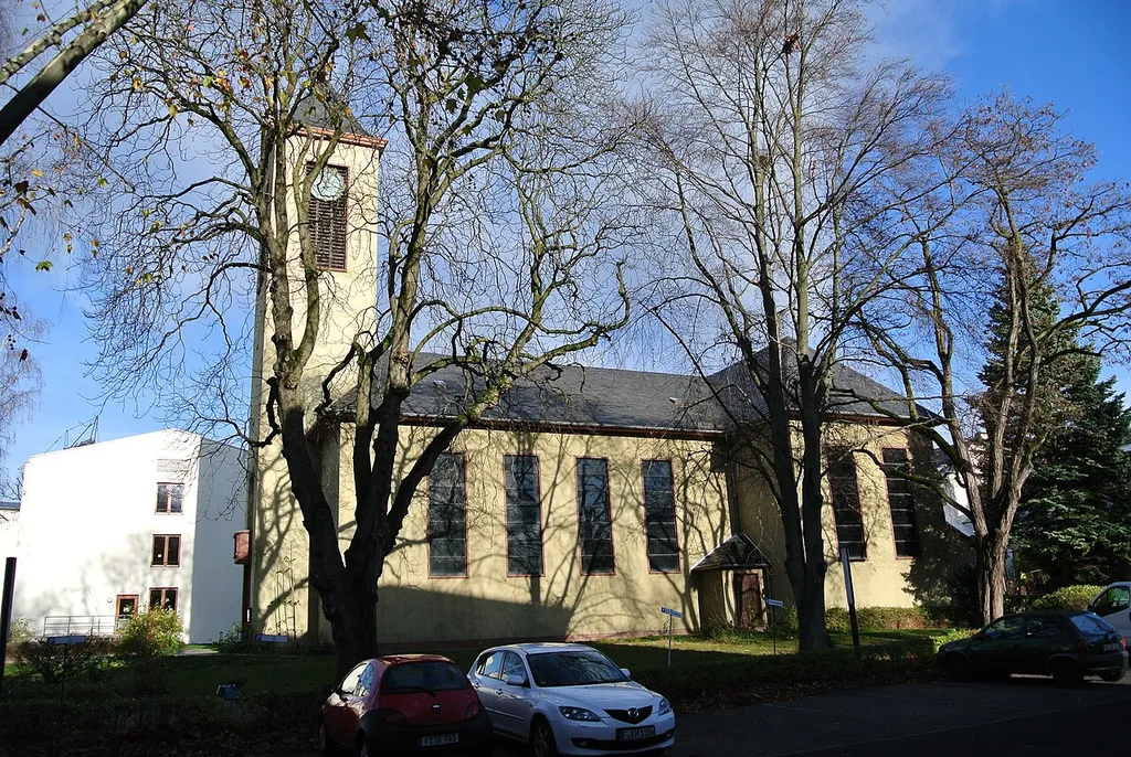 Diakonissenkirche in Frankfurt-Nordend, Holzhausenstraße, Südansicht