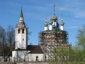 Holy Trinity Church (Kholui)