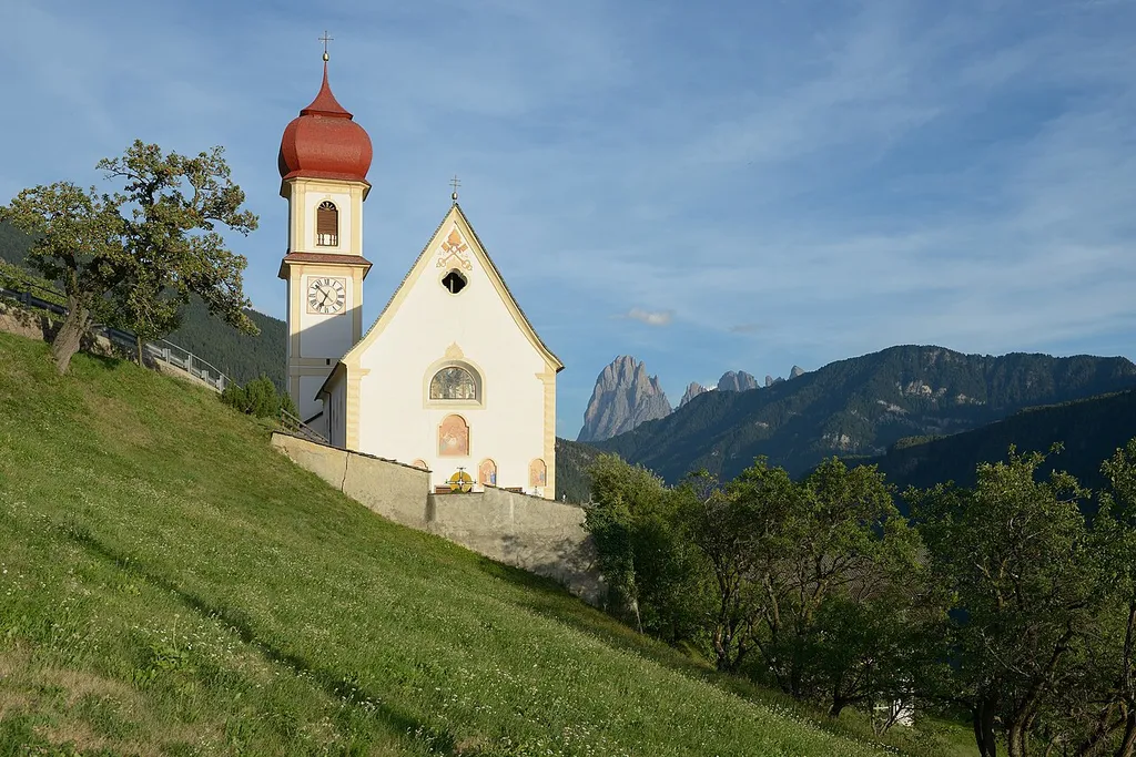 Parish church St. Peter bei Lajen (South Tyrol)