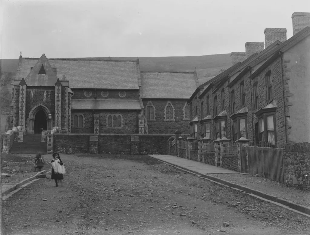 Photograph from the Martin Ridley Collection, which documents the towns and villages of South Wales c.1900-1910