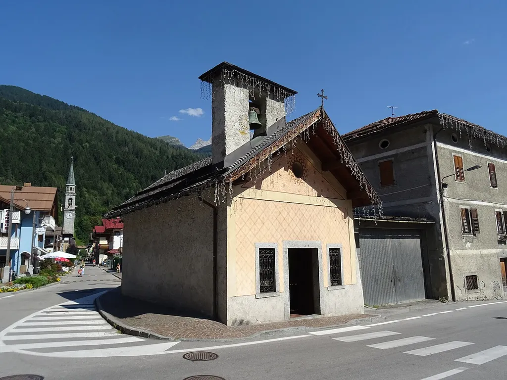 Pinzolo (Trentino, Italy), Saint Jerome church