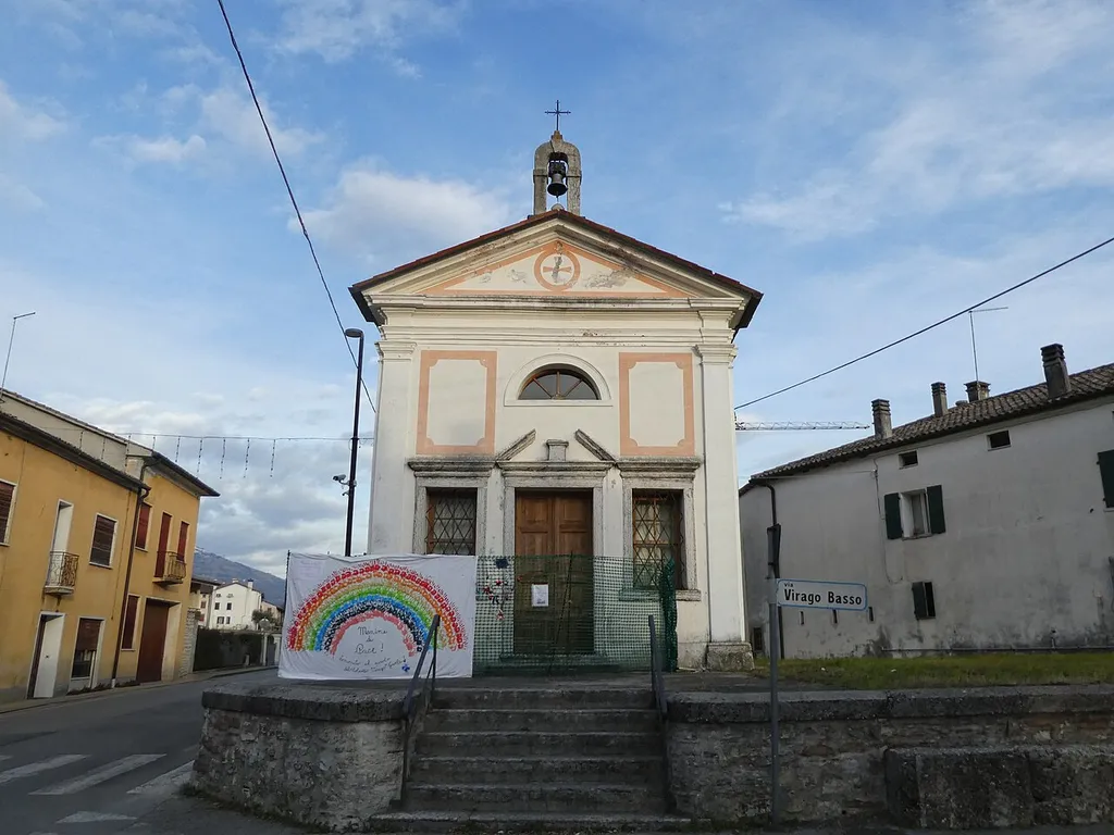 Virago (Cavaso del Tomba, Veneto, Italy), Saints Victor and Corona church