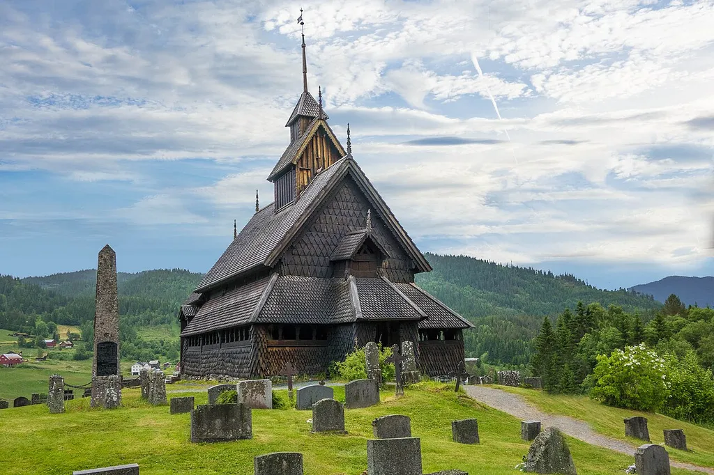 Eidsborg stavkirke i Tokke