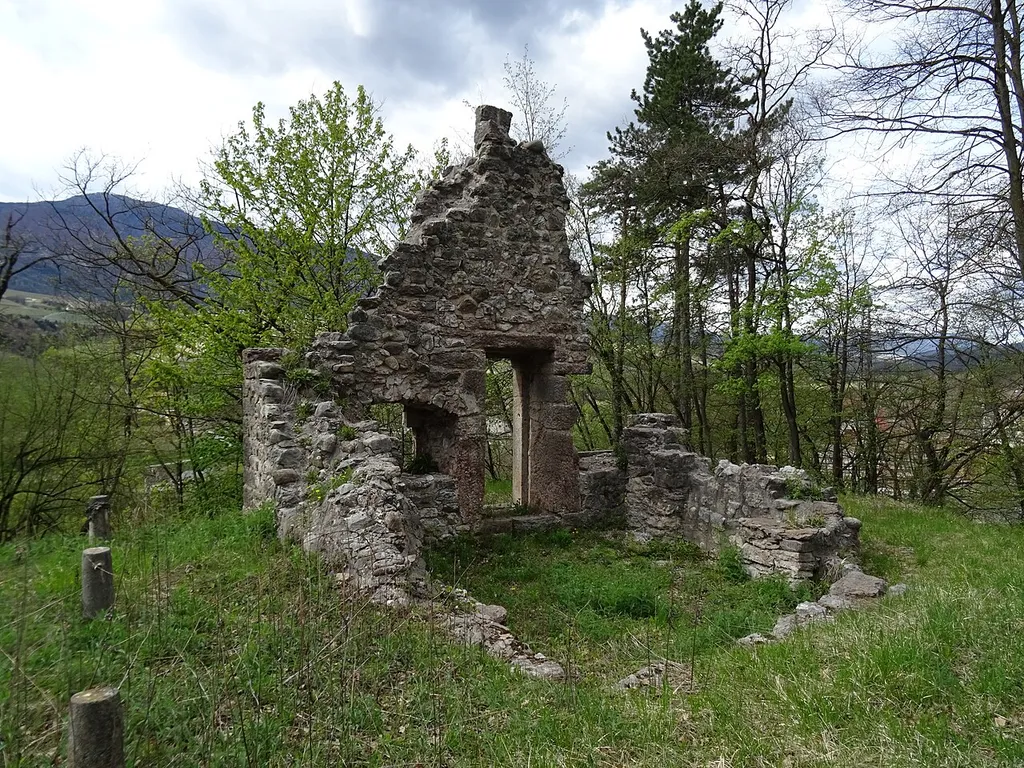 Castelletto (Ton, Trentino, Italy), ruins of Saint Margaret church