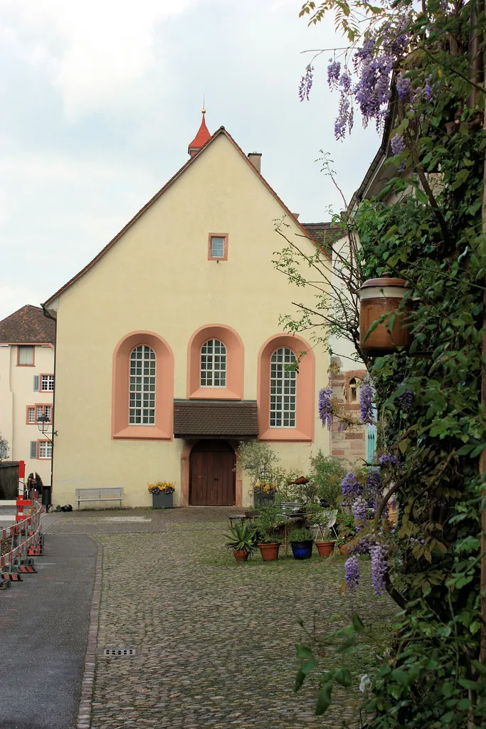 Ehemaliges Kapuzinerkloster Rheinfelden AG. Frontansicht der ehemaligen Laienkirche.