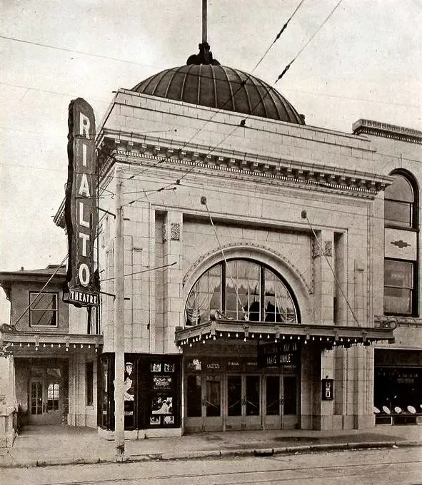 Rialto Theatre