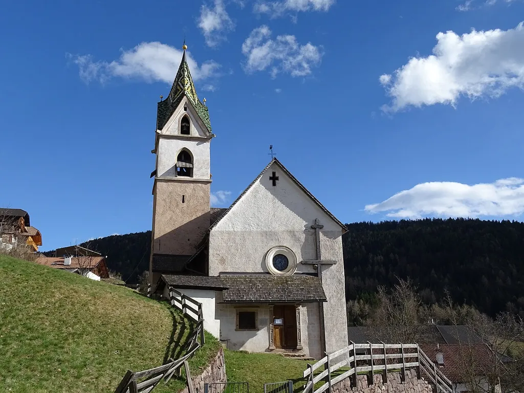 Verschneid (Mölten, South Tyrol, Italy), Saints Sylvester and Blaise church