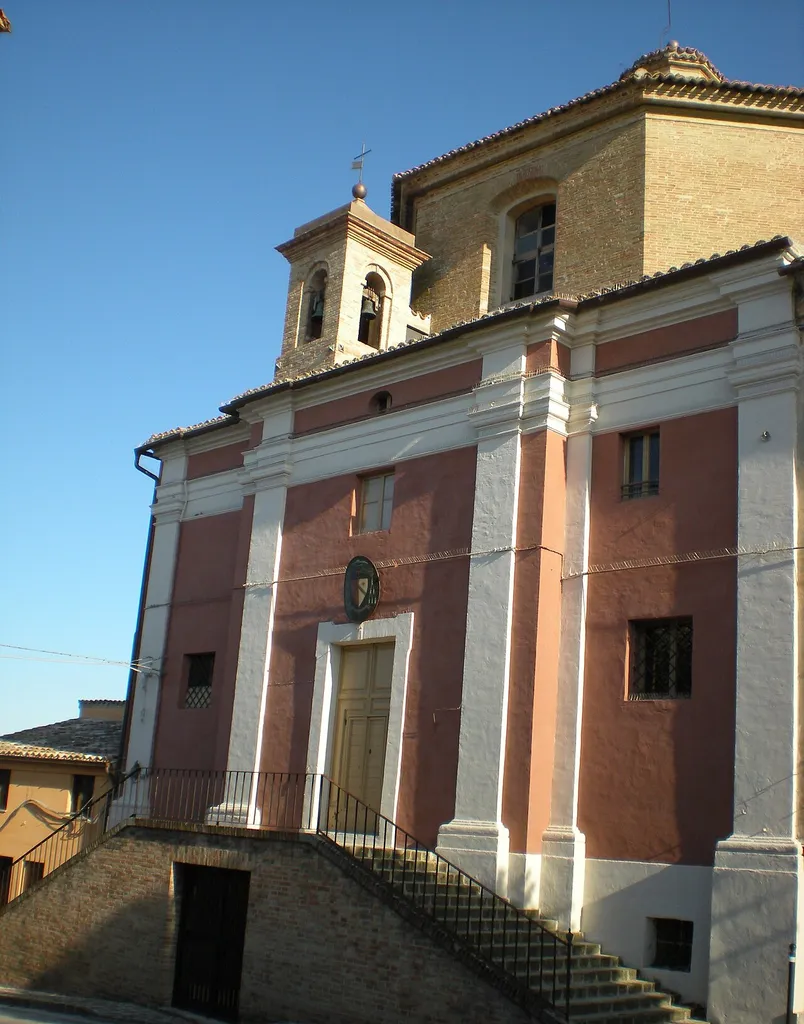 Chiesa di Santa Maria delle Grazie detta anche di San Filippo di Montecarotto dopo il restauro che ne ha ripristinato i colori originali.