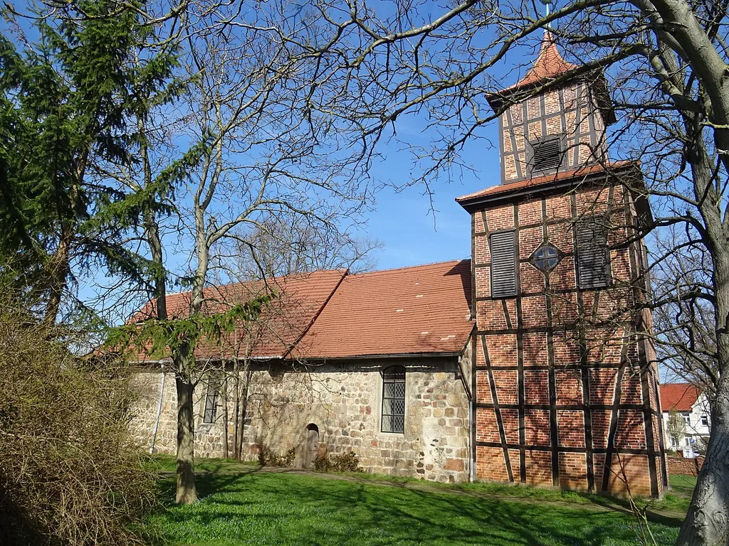 Bergwitz, Dorfkirche, Blich vom Südosten