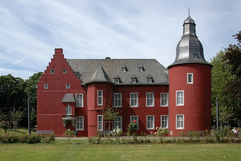Burg Alsdorf, Ostansicht