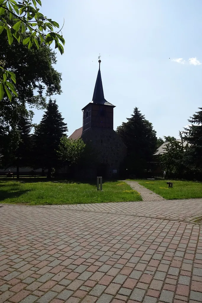 Lockstedt gehört zur Ortschaft Neuendorf und ist ein Ortsteil der Stadt Klötze im Altmarkkreis Salzwedel in Sachsen-Anhalt.
