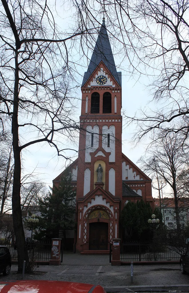 Kath. Herz-Jesu-Kirche mit Pfarrhaus 1898 von Engelbert Seibertz und Hermann Bunning