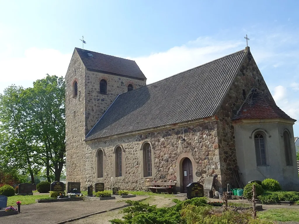 Plathe, Ortsteil von Kalbe (Milde). Denkmalgeschützte Kirche
