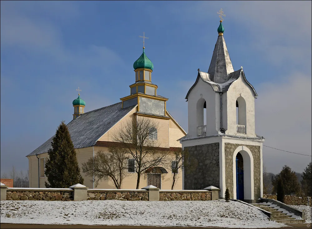 Уселюб. Царква Святога Міхаіла Архангела