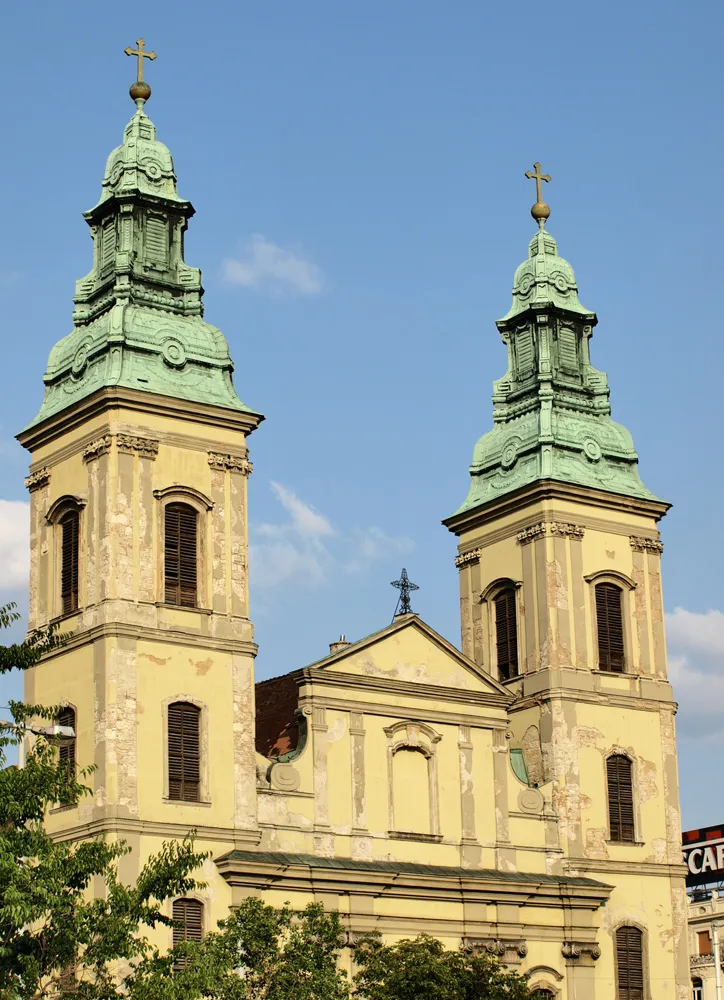 A belvárosi plébániatemplom, Budapest, Március 15-e tér