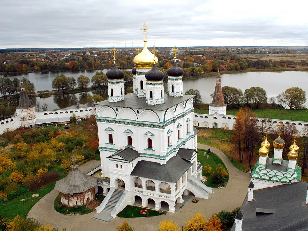 Cathedral of the Dormition of the Theotokos, Joseph-Volokolamsk Monastery