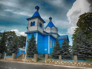 Saints Constantine and Helena church in Valožyn