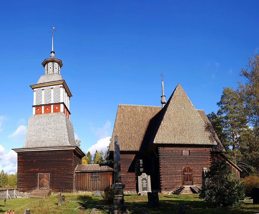 This is a photo of a monument in Finland identified by the ID 'Petäjävesi old and new church and surroundings' (Q29974097) - RKY: 221