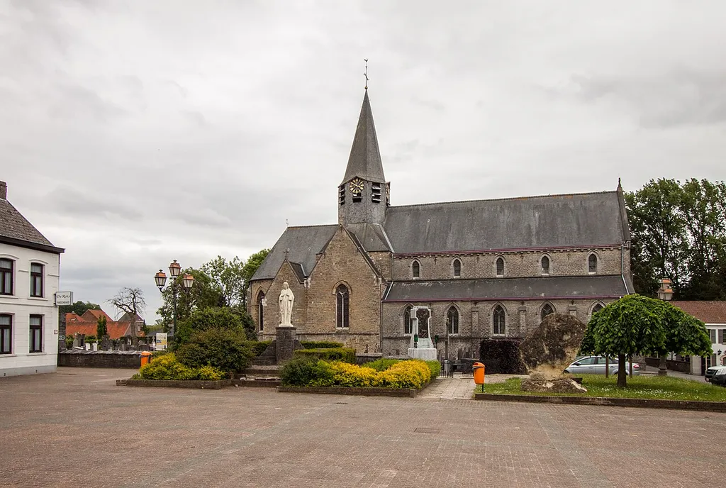 Scheldewindeke Churchyard