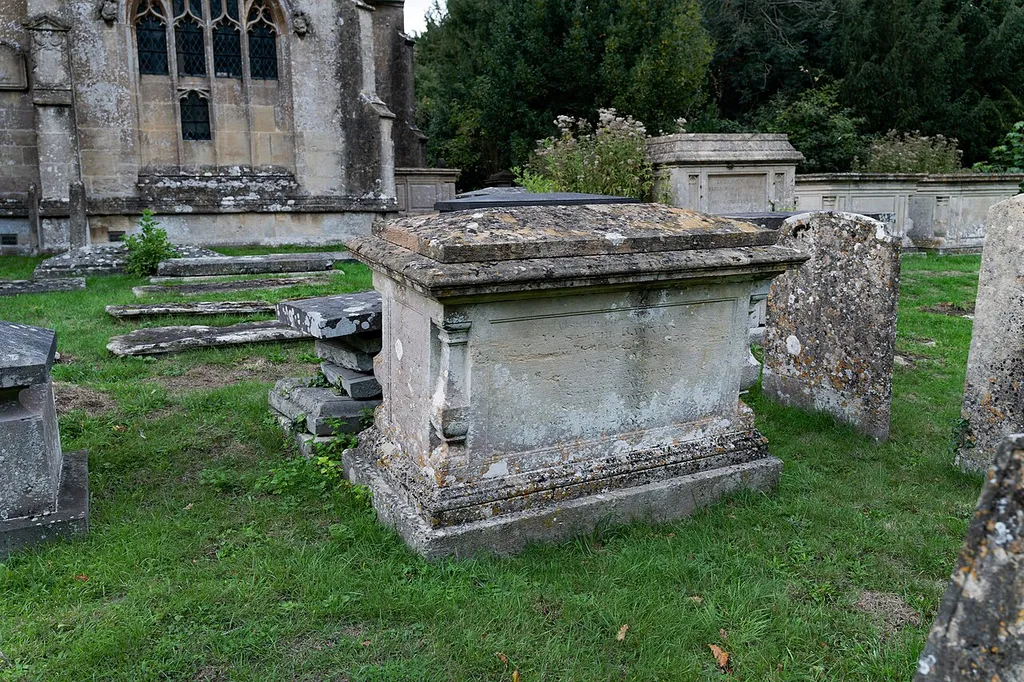 Corsham: HAWKINS MONUMENT IN CHURCHYARD ABOUT 12 METRES SOUTH OF CHANCEL OF CHURCH OF ST BARTHOLOMEW
