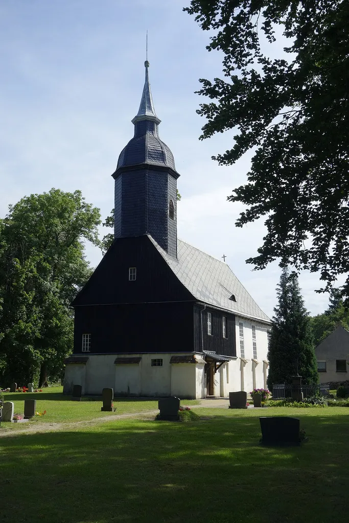 Kirche Petershain Juli 2017 (1)