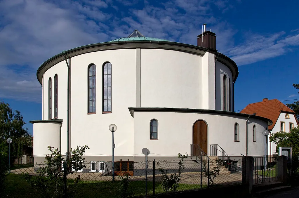 Die Neue Johanneskirche in Neustadt an der Weinstraße, Stadtteil Mußbach