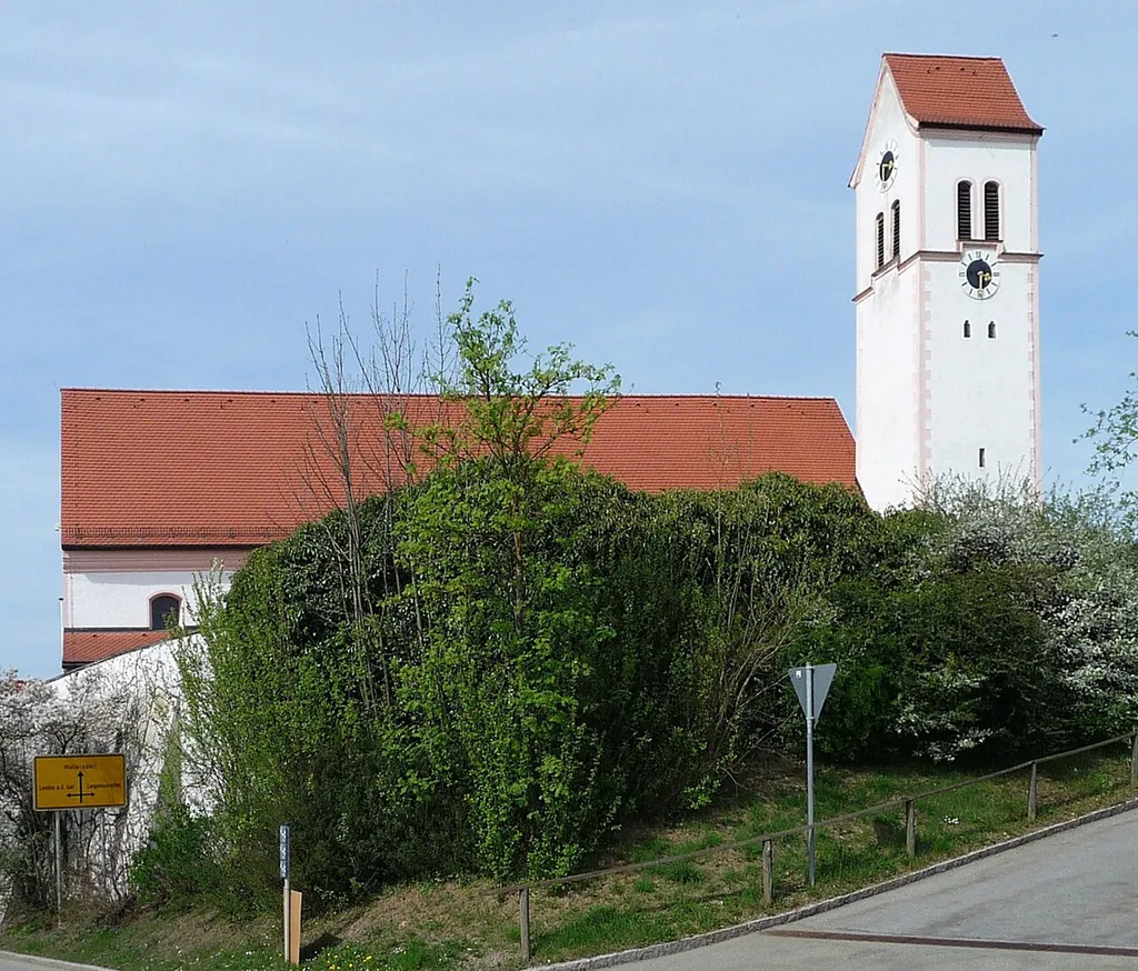 Die Pfarrkirche St. Martin in Oberpöring