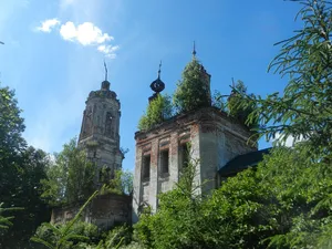 Holy Trinity church, Mikhalkovo