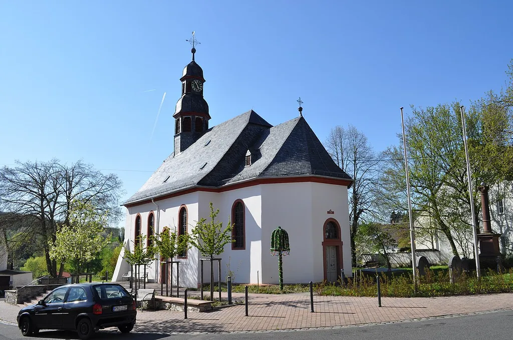 Langenhain, Evangelische Kirche