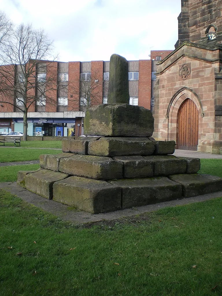 Wayside cross in the churchyard of St Luke's, Cannock