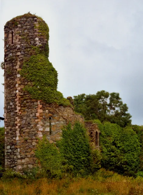 Northburgh Castle. "The Normans had raided much of the south side of Lough Foyle during the previous century and finally ceased the land from Coleraine to Derry. In the early 1300's the Red Earl of Ulster acquired the land across Lough Foyle at Moville, from the Bishop of Derry. In 1305 he built Northburgh Castle opposite his Manor or Roe in the county of Coleraine." (From an info board at the castle entrance)