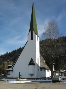 Holzmeister-Kirche