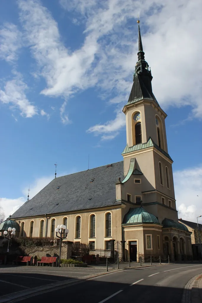 Ewangelska cyrkej w Budestecach.