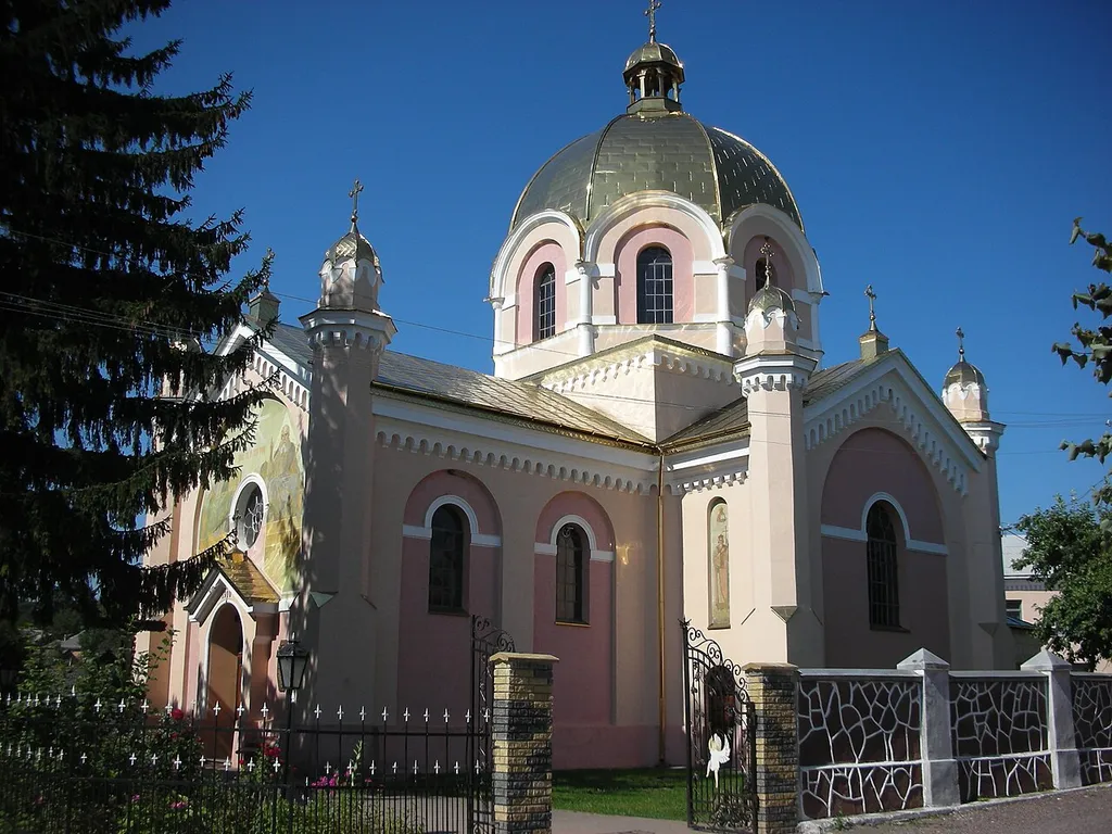 Церква святої Трійці (1910 р.) у місті Судова Вишня, Львівська Область, Мостиський район
