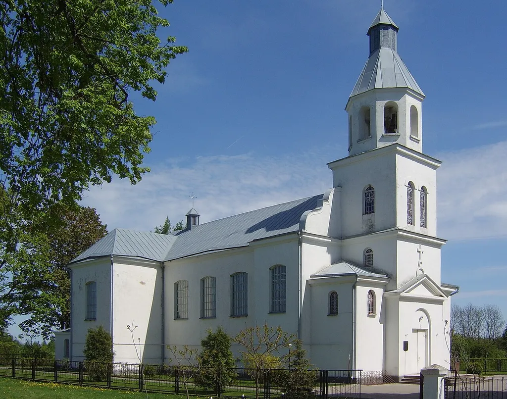 Darava. Catholic church of the Assumption of the Blessed Virgin Mary, 1926-1938.