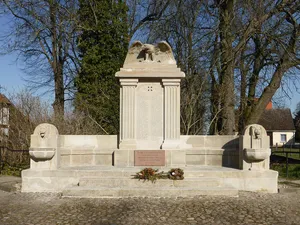 Kriegerdenkmal Arneburg