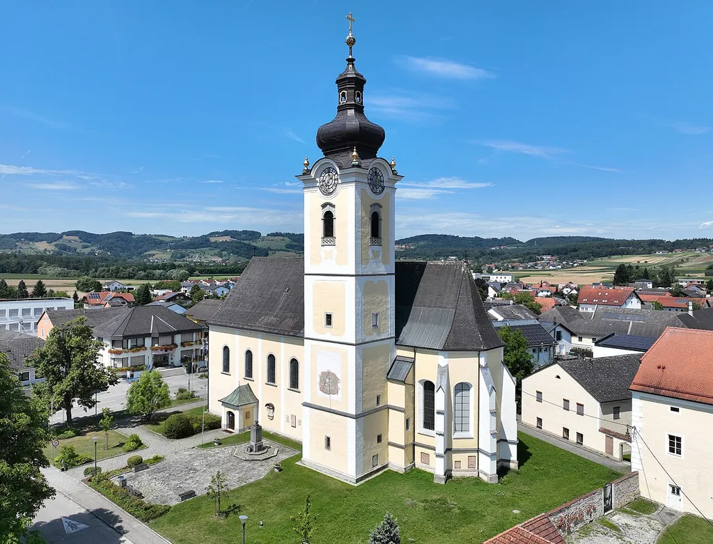South-southeast view of the parish church of Hartkirchen in Upper Austria.