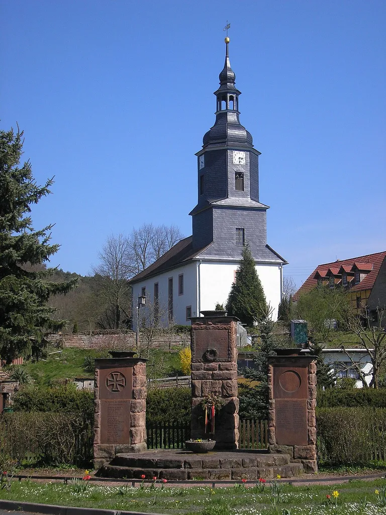 Die Kirche von Tröbnitz (Thüringen).