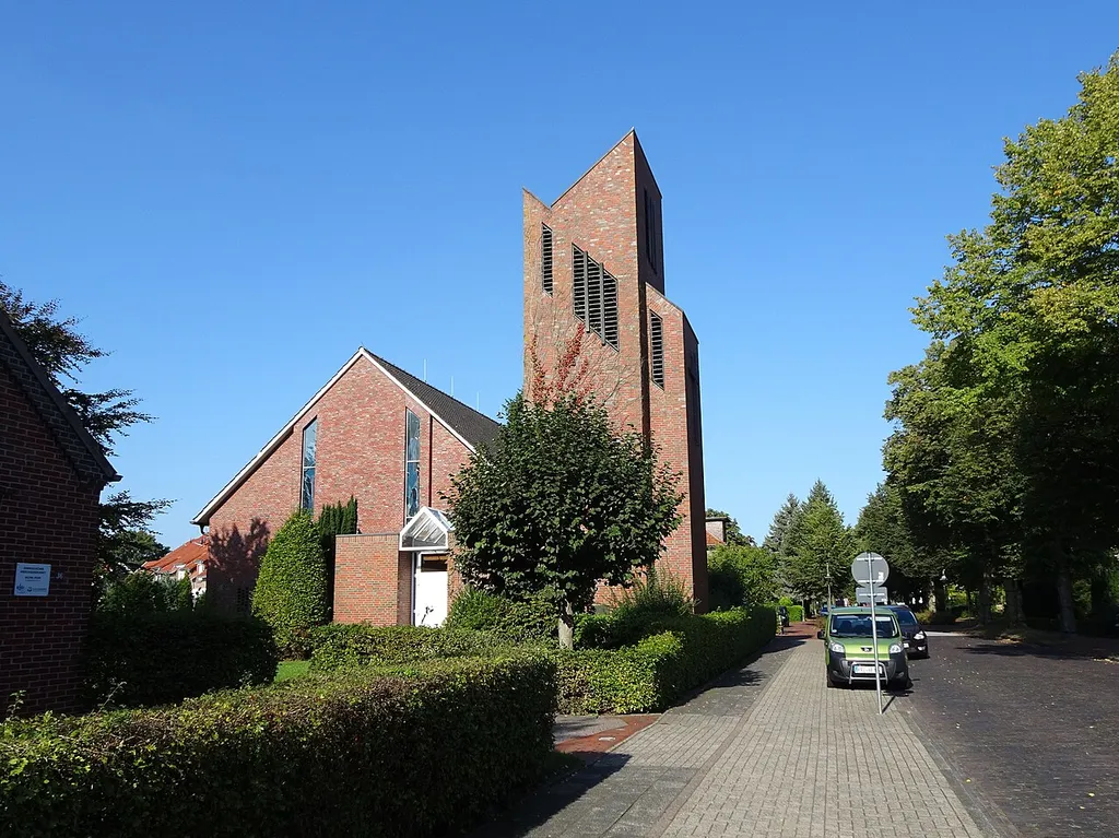 Dietrich-Bonhoeffer-Kirche in Schortens (Niedersachsen)