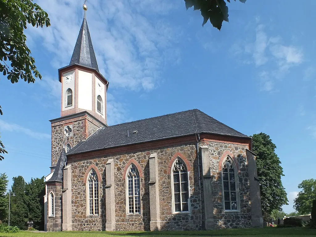 Die Kirche in Kleinpösna