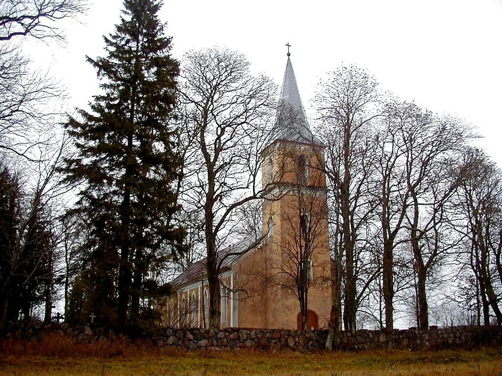 Ārlavas baznīca 2000-11-05