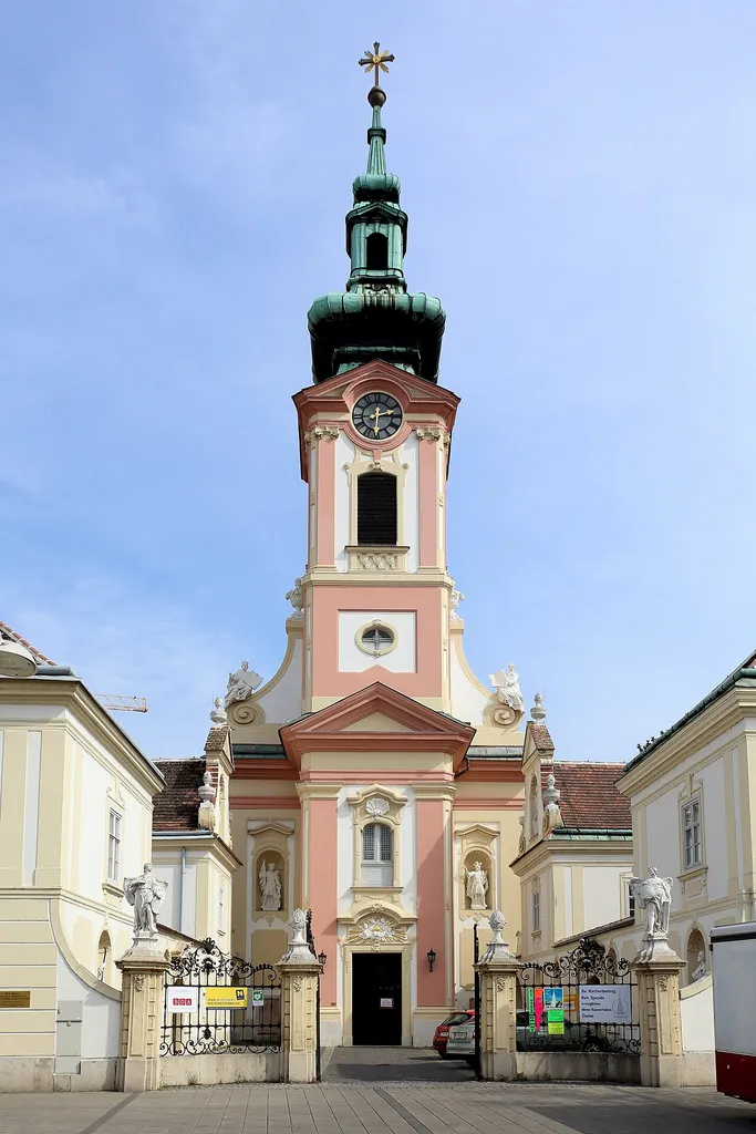 Die katholische Pfarrkirche hl. Jakob der niederösterreichischen Stadt Schwechat.