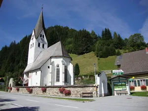 Kath. Pfarrkirche hll. Peter und Paul, Salla