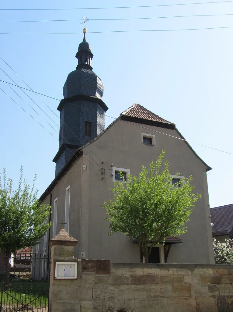 Die Kirche von Laasdorf (Thüringen).