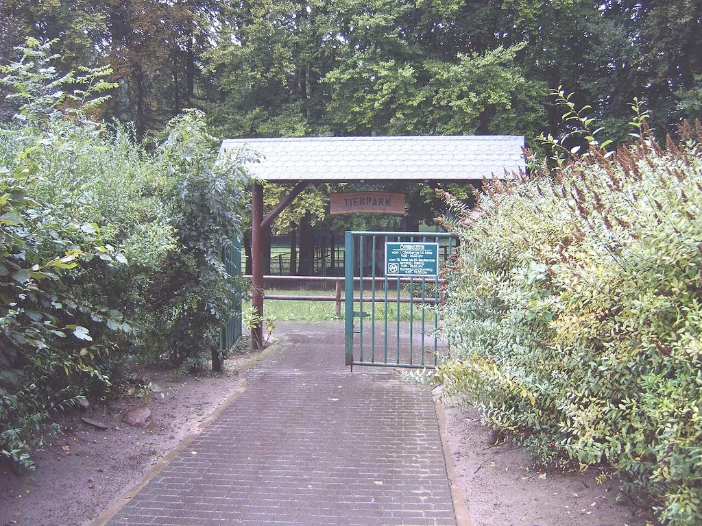 Eingang zum Tierpark Klötze, Sachsen-Anhalt, Deutschland Bild aufgenommen am 26.8.2006 durch Olaf Meister