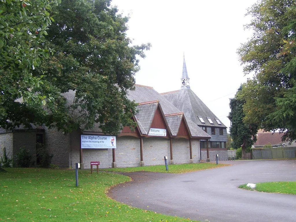 The Mission Church, Street